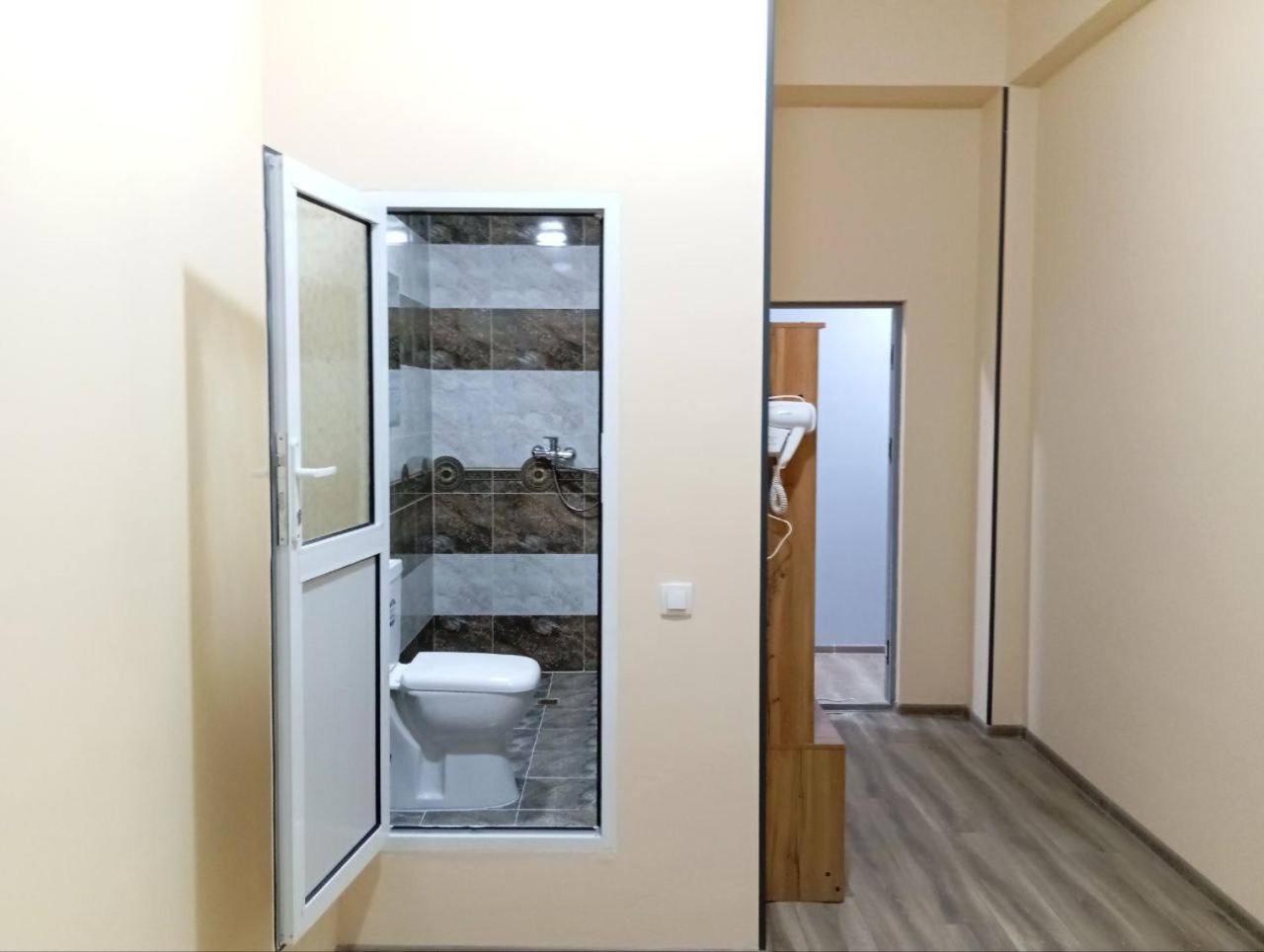 Algo Hotel Tasjkent Exteriör bild